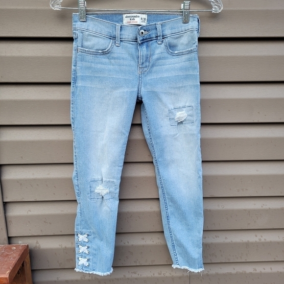Abercrombie Kids Super Skinny Jeans - Picture 1 of 3